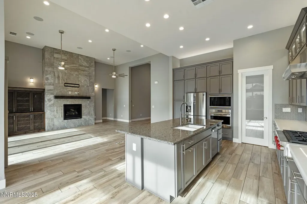 110 Bridlemoor Reno NV 89511