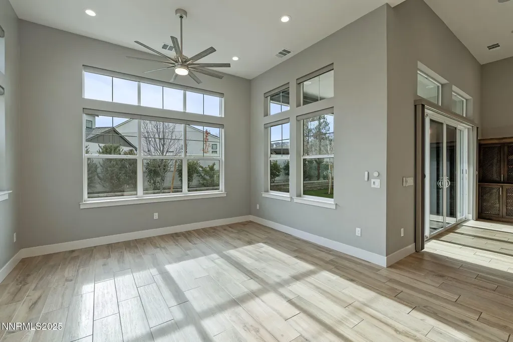 110 Bridlemoor Reno NV 89511