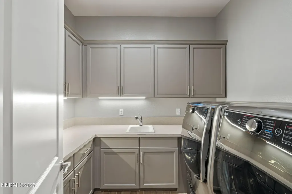 110 Bridlemoor Reno NV 89511