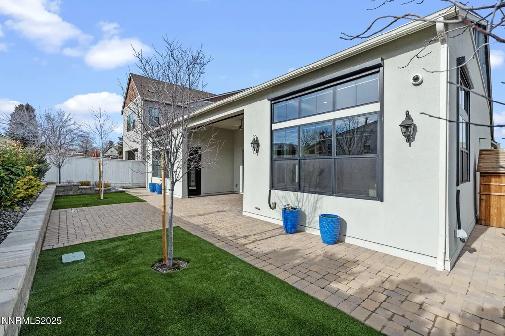 110 Bridlemoor Reno NV 89511