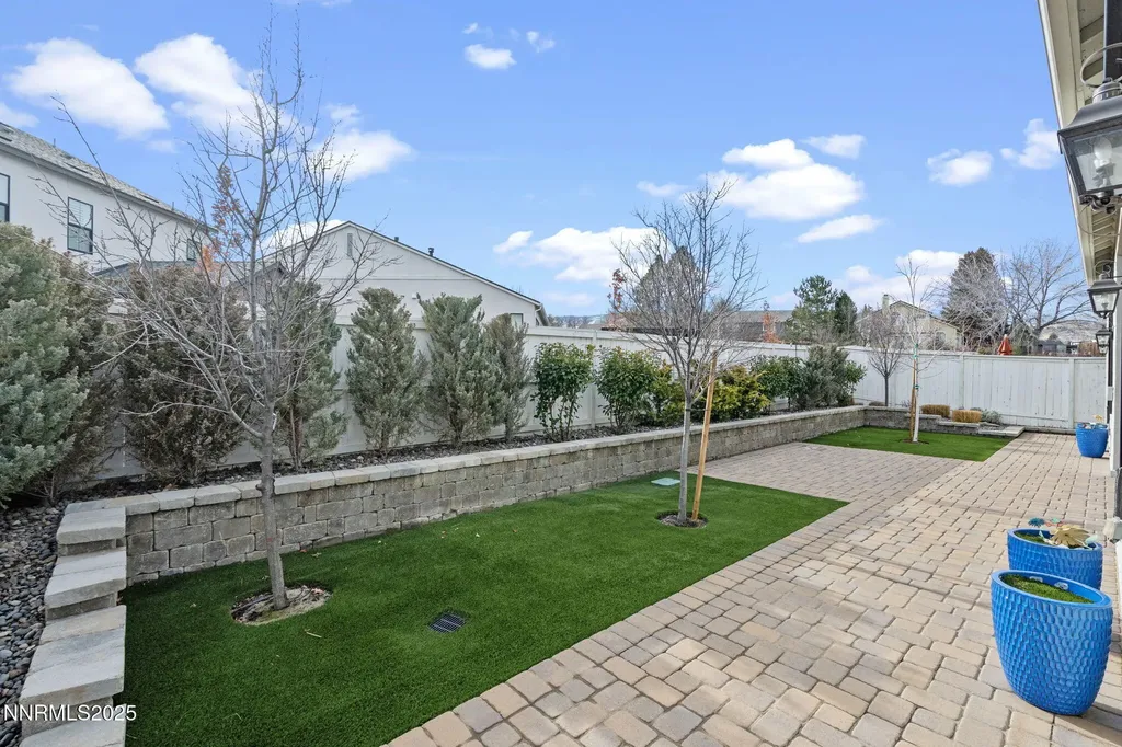 110 Bridlemoor Reno NV 89511
