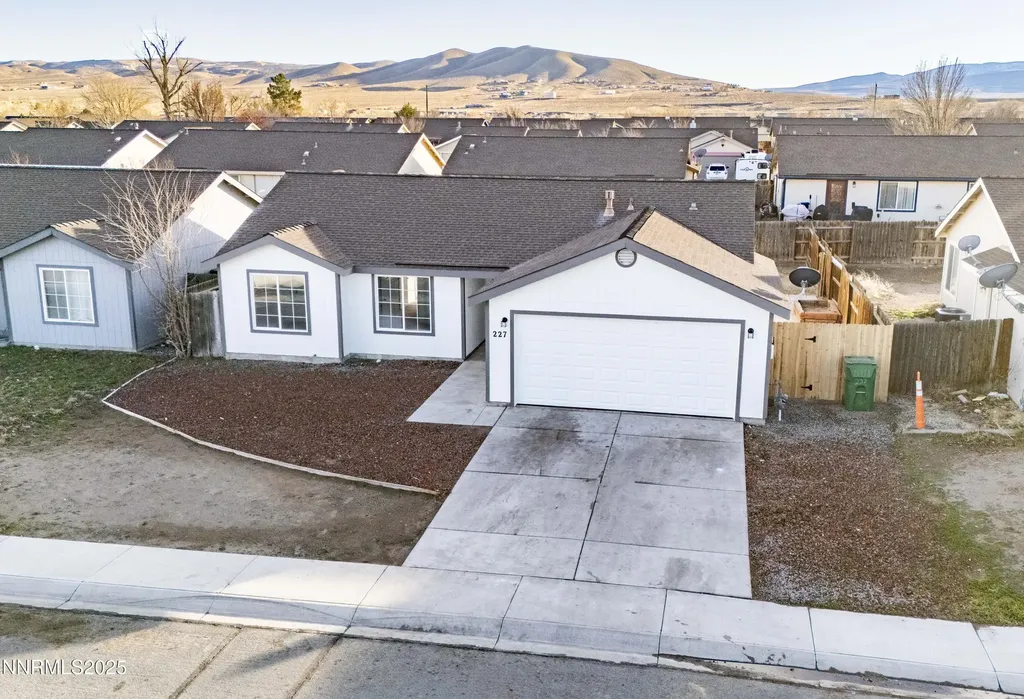 227 Jennys Fernley NV 89408