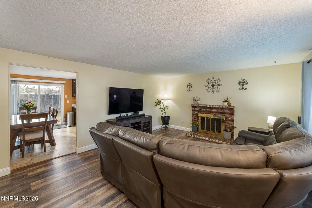 1411 Shady Oak Carson City NV 89701