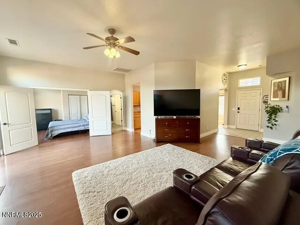 430 Crosswinds Dayton NV 89403