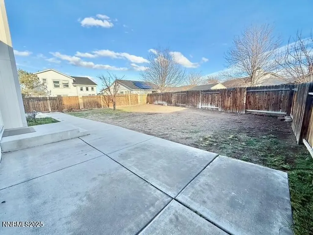 430 Crosswinds Dayton NV 89403