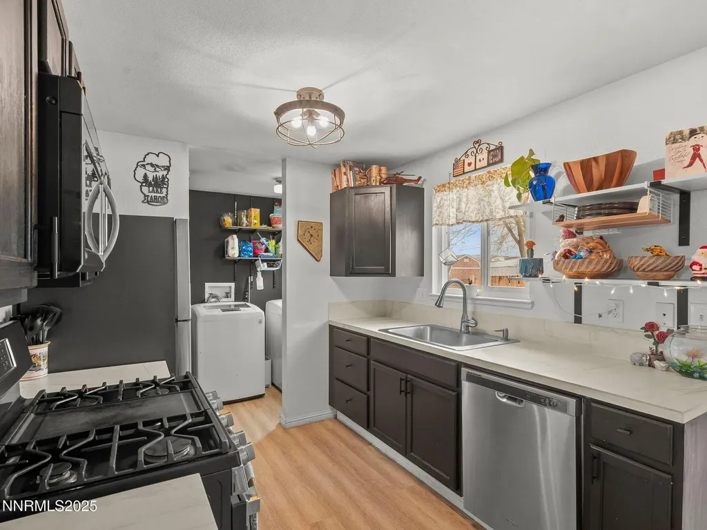 5700 Dolores Sparks NV 89436
