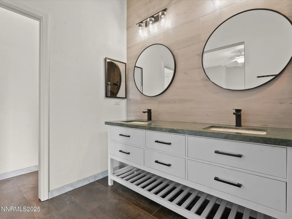 7100 Souverain Reno NV 89506