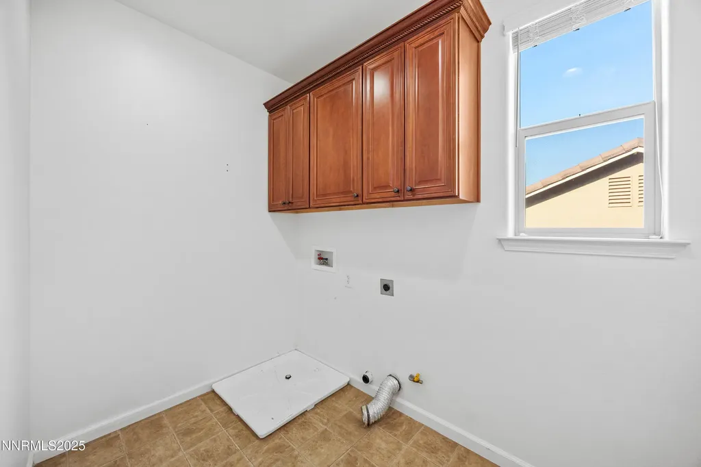 1304 Lambrusca Sparks NV 89436
