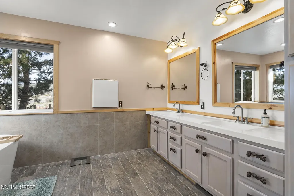 1280 Antelope Valley Reno NV 89508