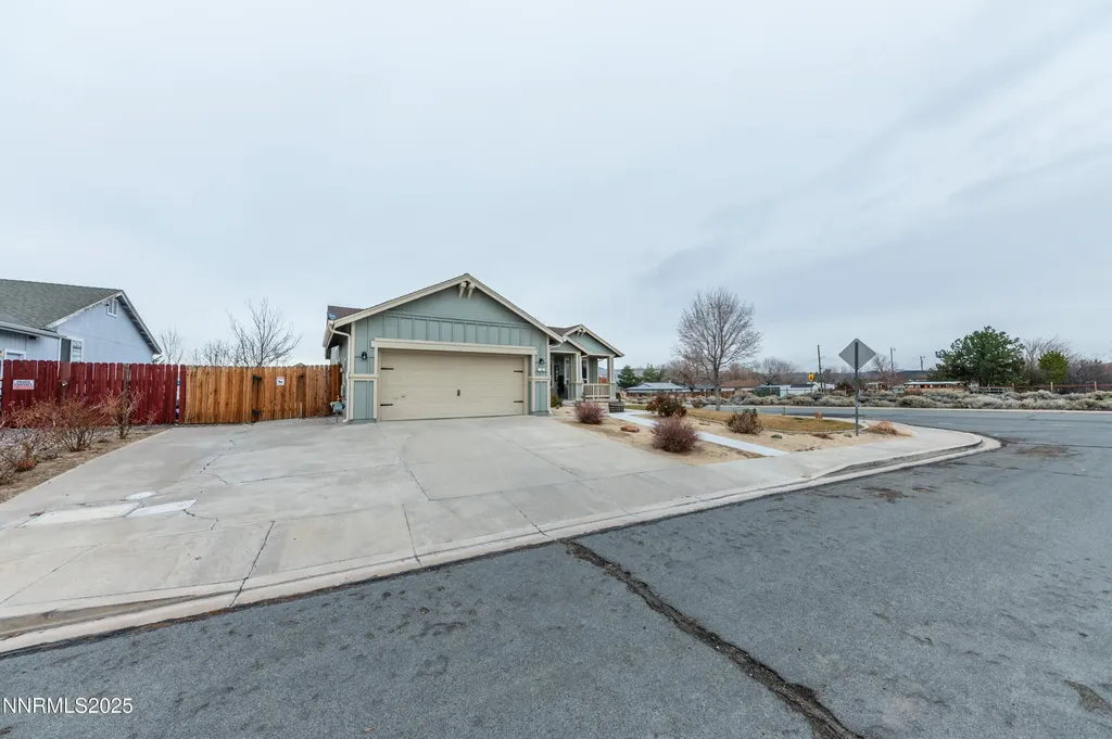 10 Curnow Springs Sparks NV 89436