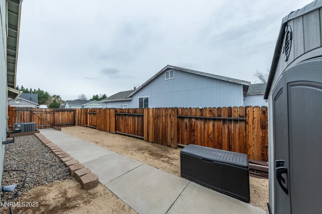 10 Curnow Springs Sparks NV 89436