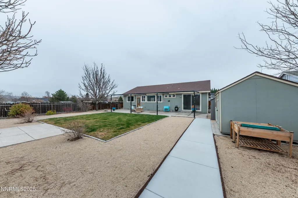 10 Curnow Springs Sparks NV 89436