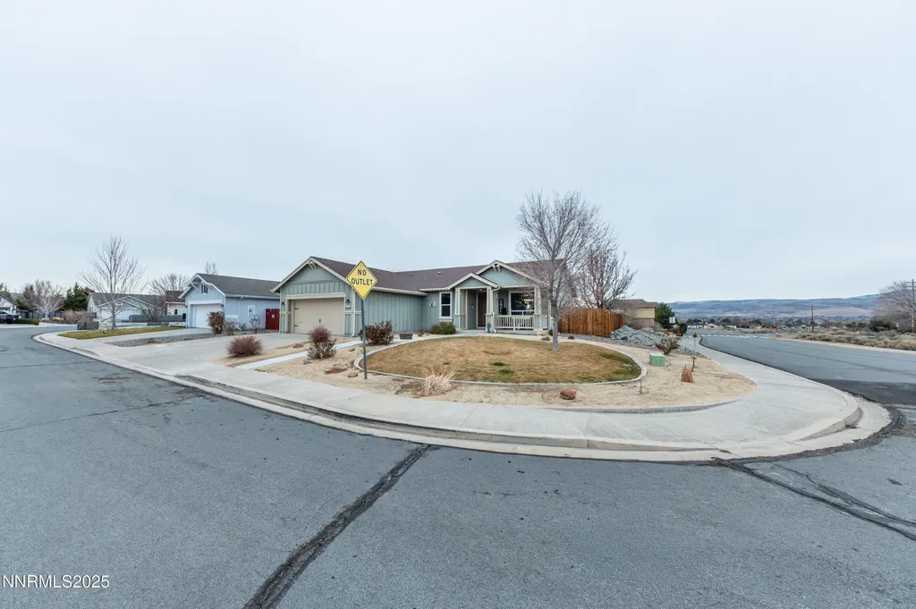 10 Curnow Springs Sparks NV 89436