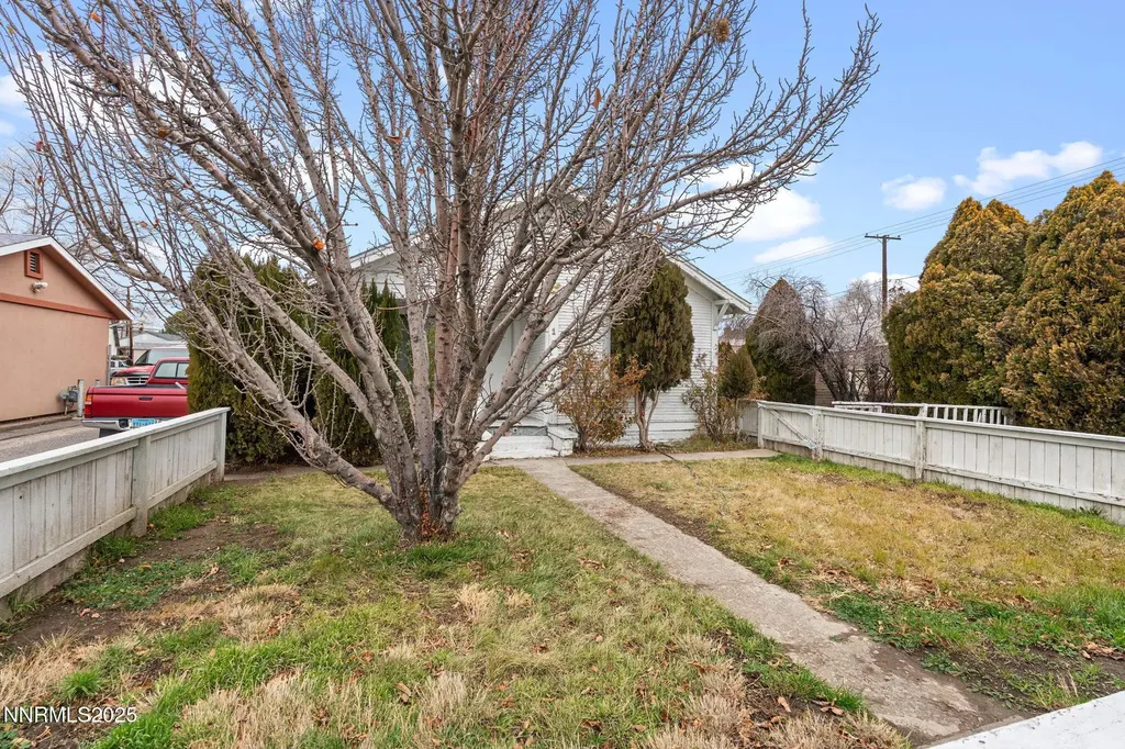 1016 Prater Sparks NV 89431