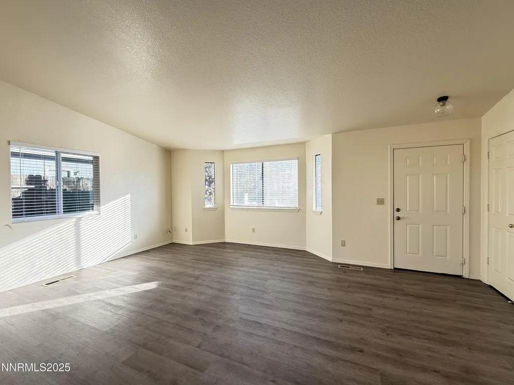982 Ridgeview Carson City NV 89705