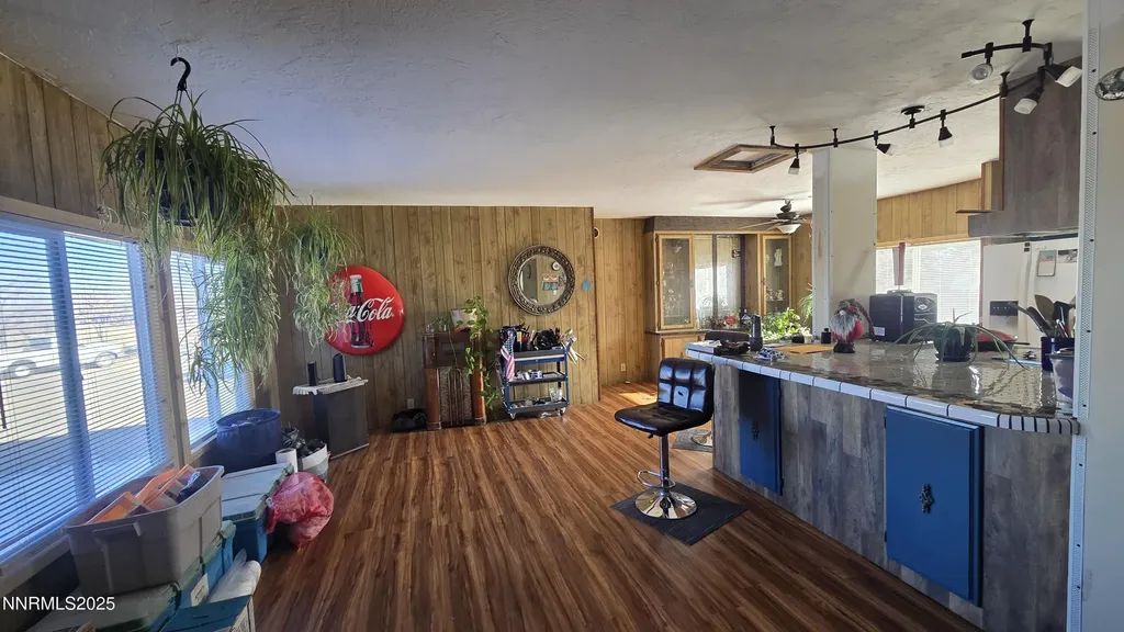 3801 Citrus Silver Springs NV 89429