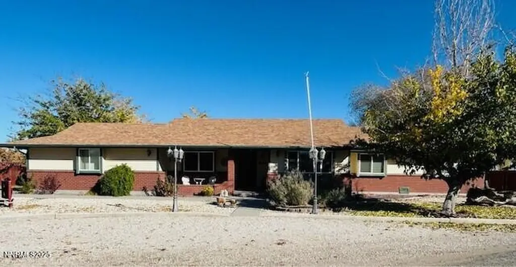 2099 Thomas Fallon NV 89406
