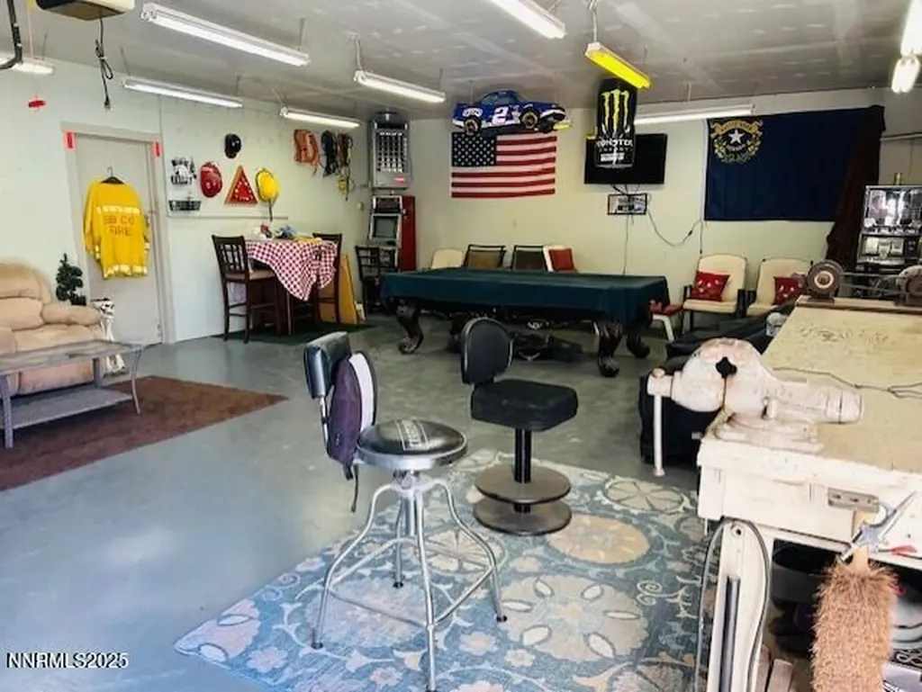 2099 Thomas Fallon NV 89406