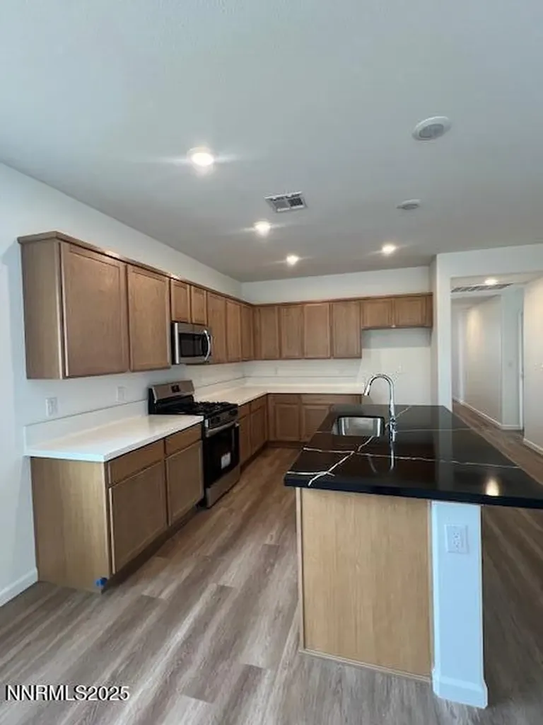 750 Kess Reno NV 89506