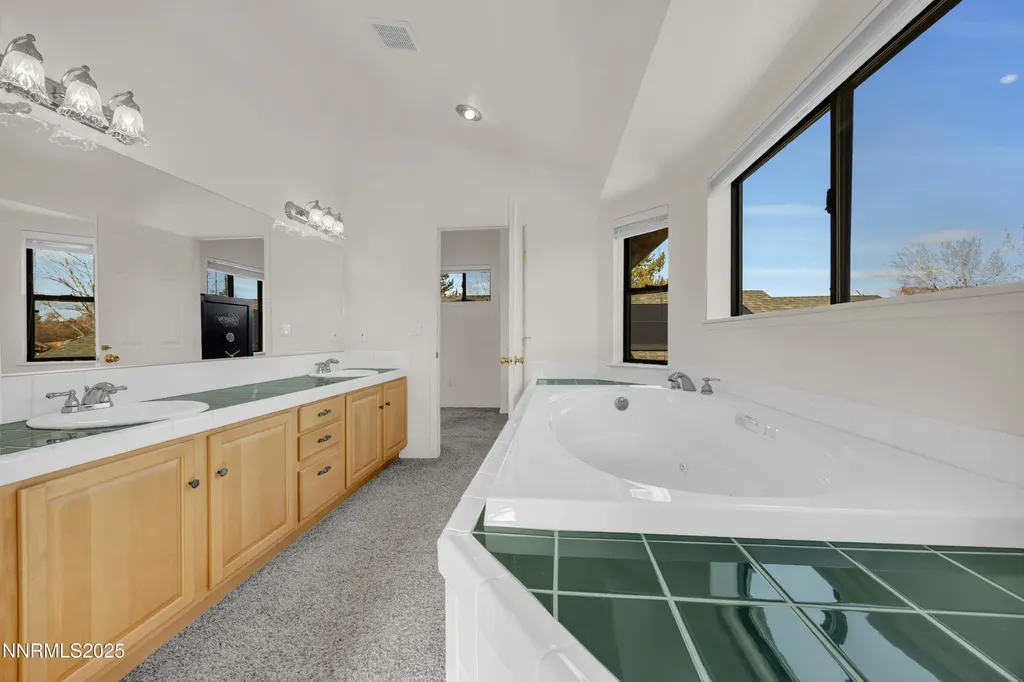 5712 Royal Vista Reno NV 89523