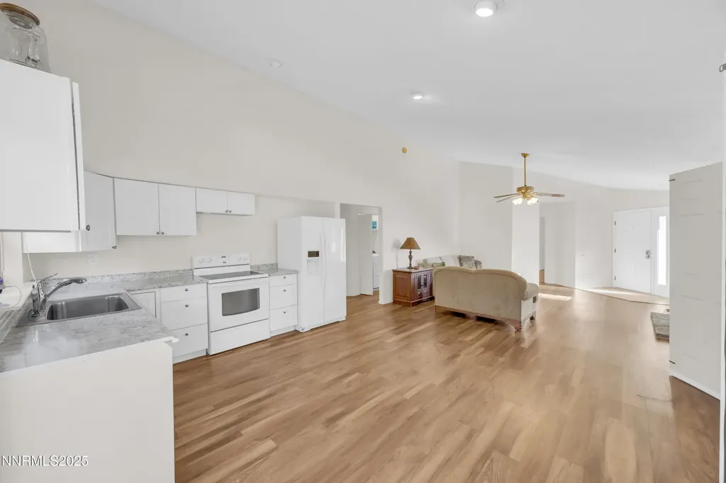 5712 Royal Vista Reno NV 89523