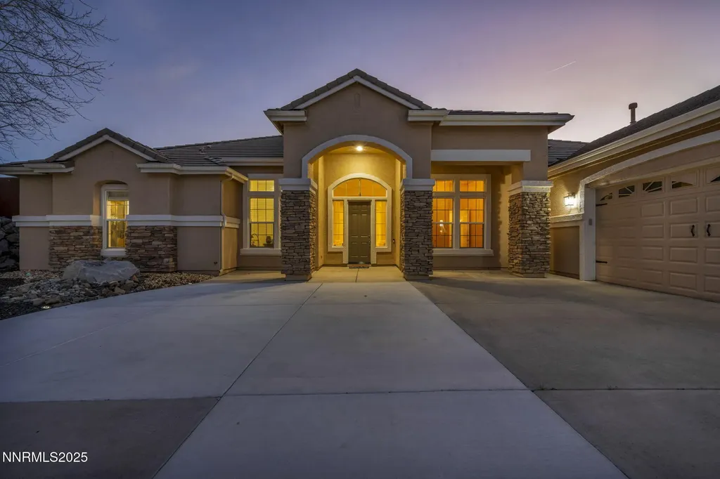 4541 Silian Sparks NV 89436