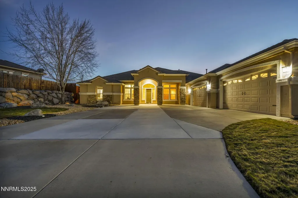 4541 Silian Sparks NV 89436