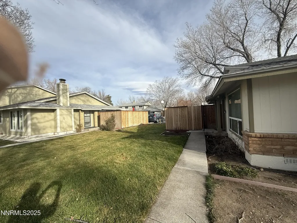 835 Ridgewood Sparks NV 89434