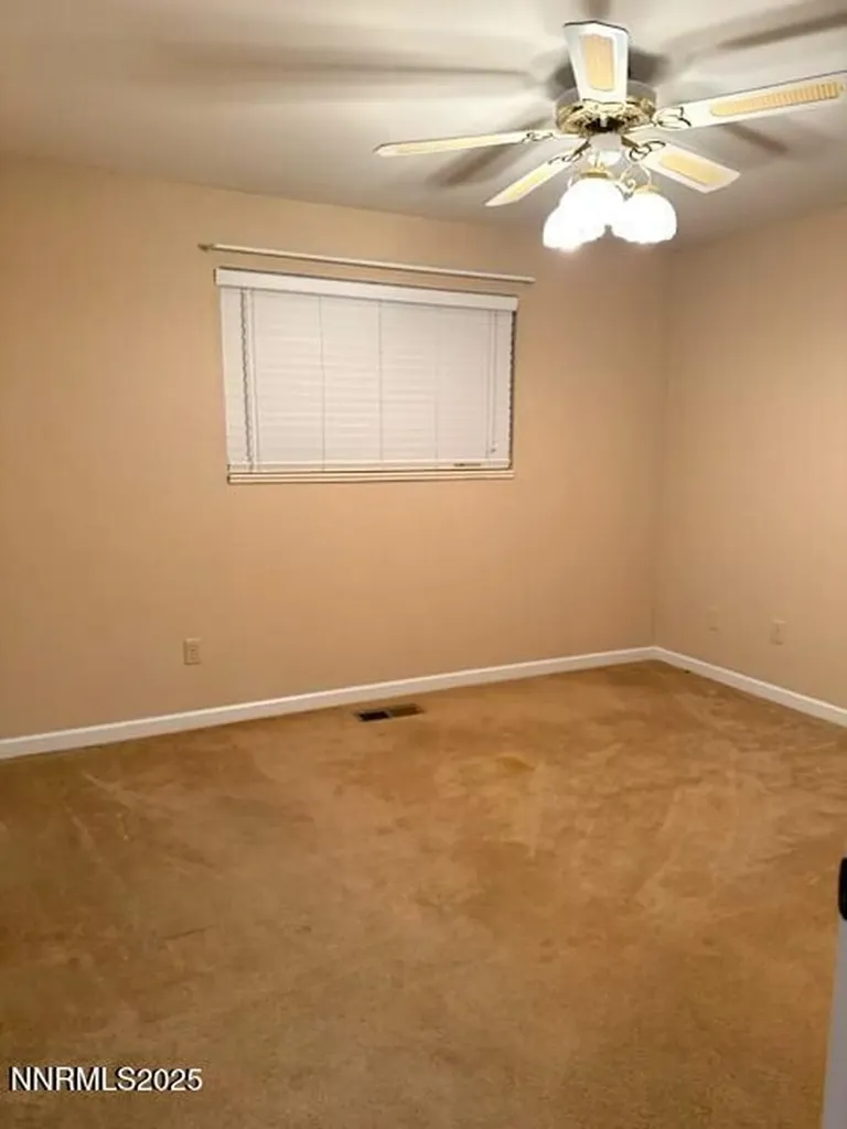 1537 Evan Carson City NV 89701