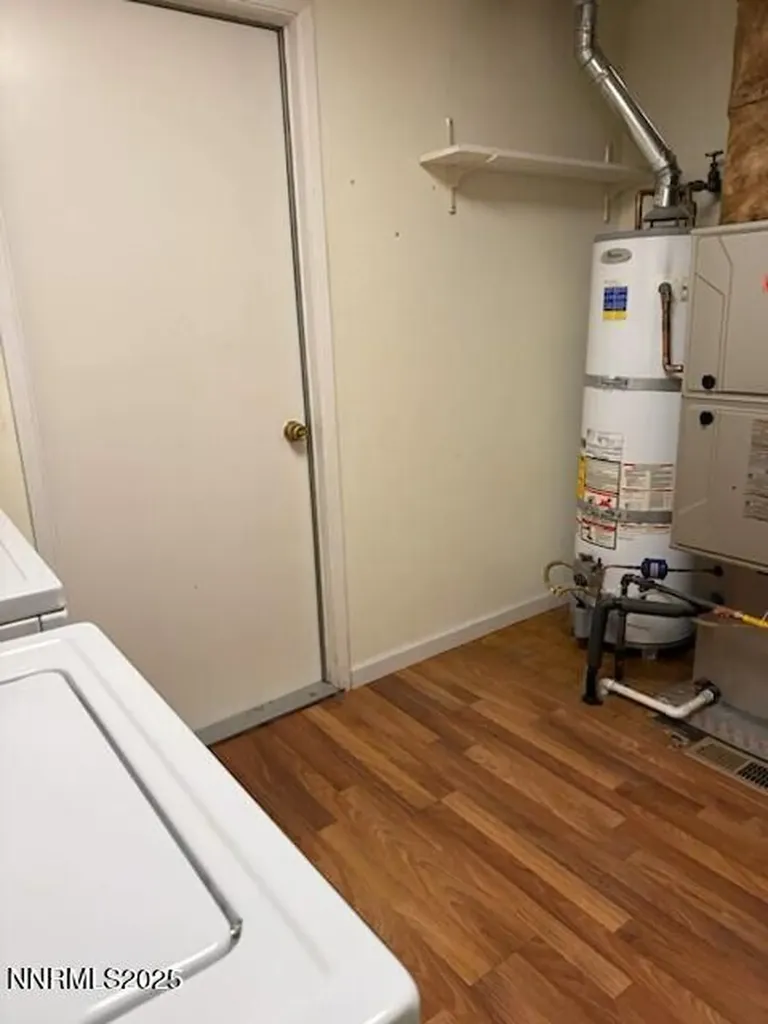 1537 Evan Carson City NV 89701
