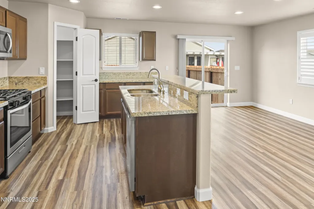 2516 Ladera Fallon NV 89406