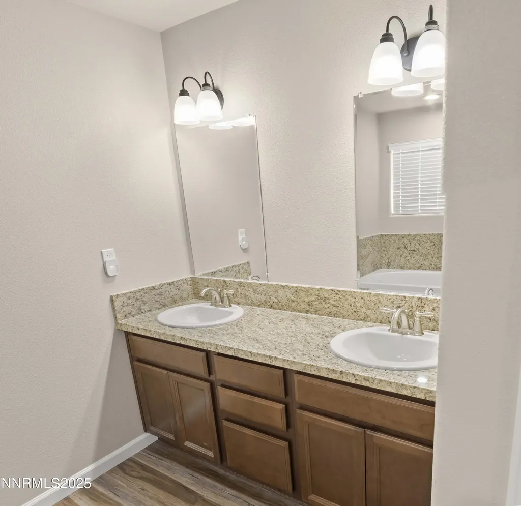 2516 Ladera Fallon NV 89406