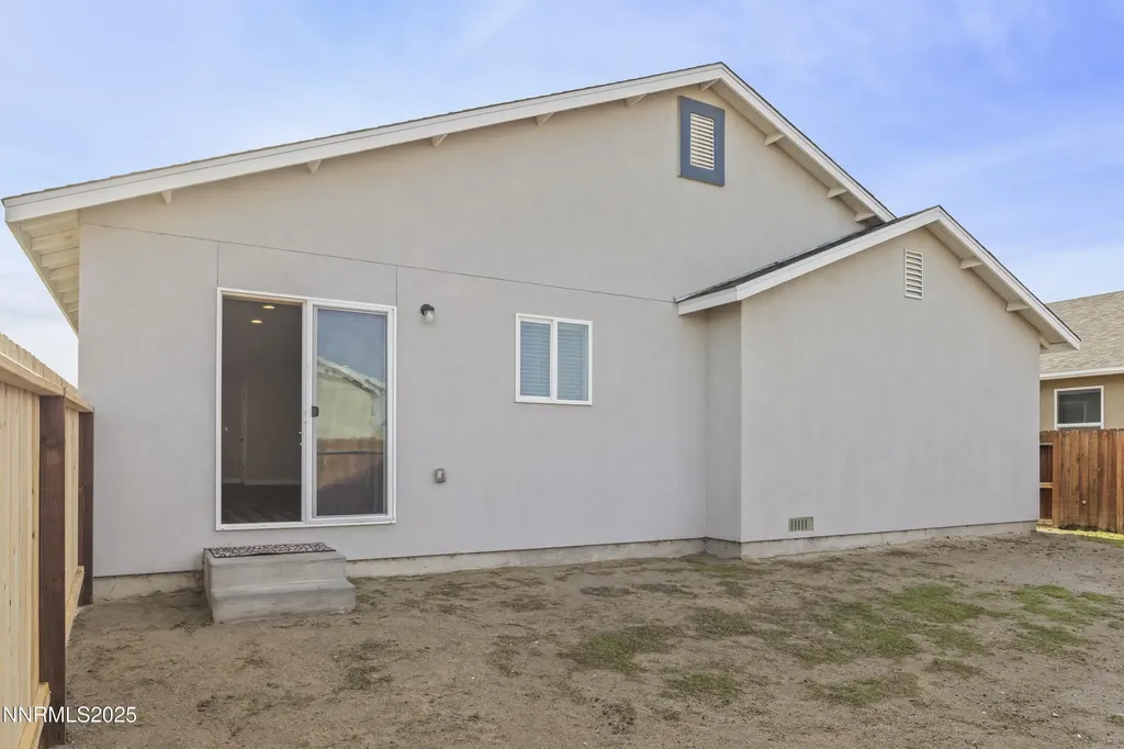 2516 Ladera Fallon NV 89406