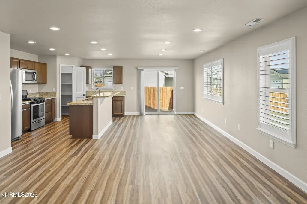 2516 Ladera Fallon NV 89406
