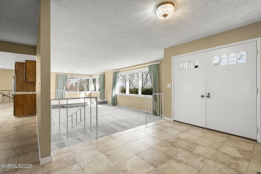 8355 Lakeside Reno NV 89511