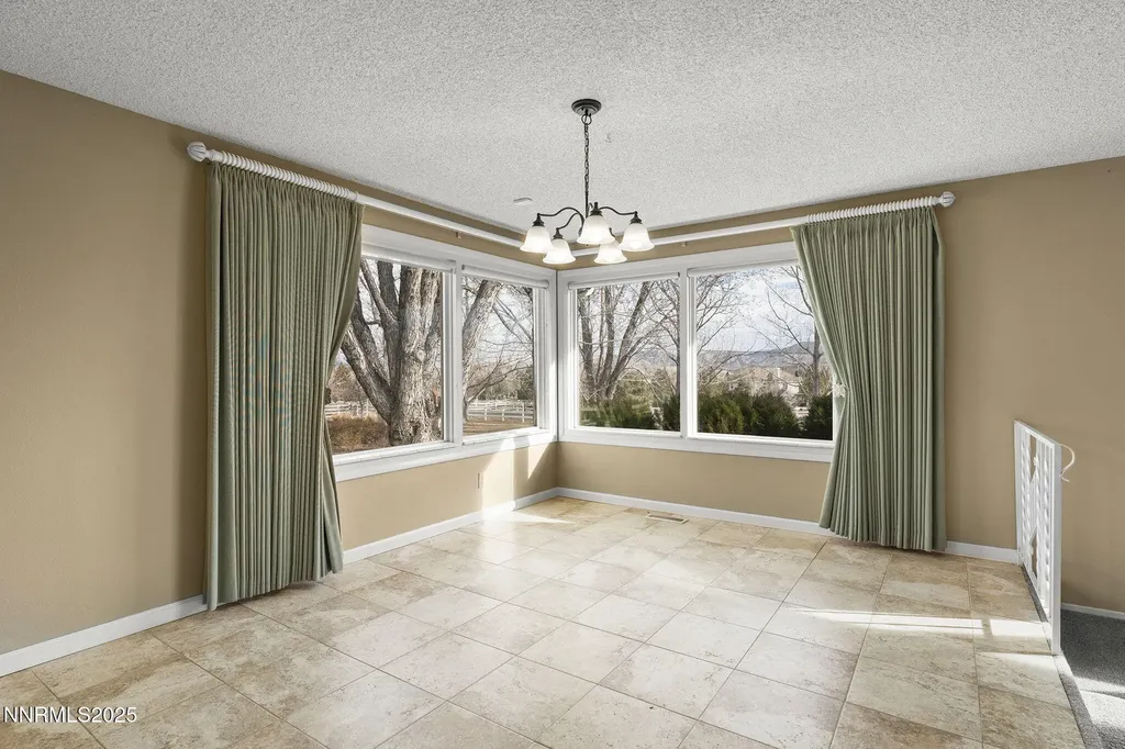 8355 Lakeside Reno NV 89511
