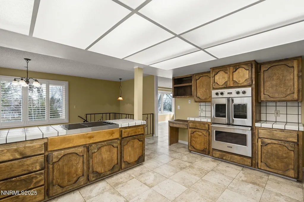 8355 Lakeside Reno NV 89511