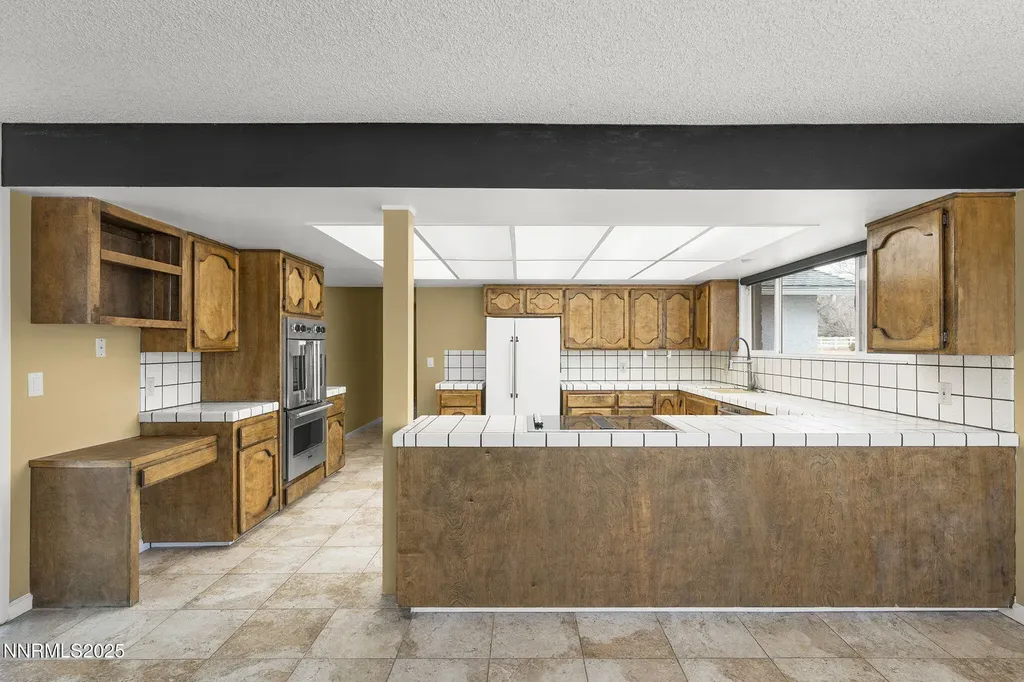 8355 Lakeside Reno NV 89511