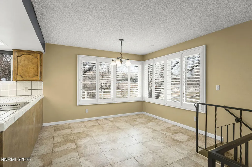 8355 Lakeside Reno NV 89511