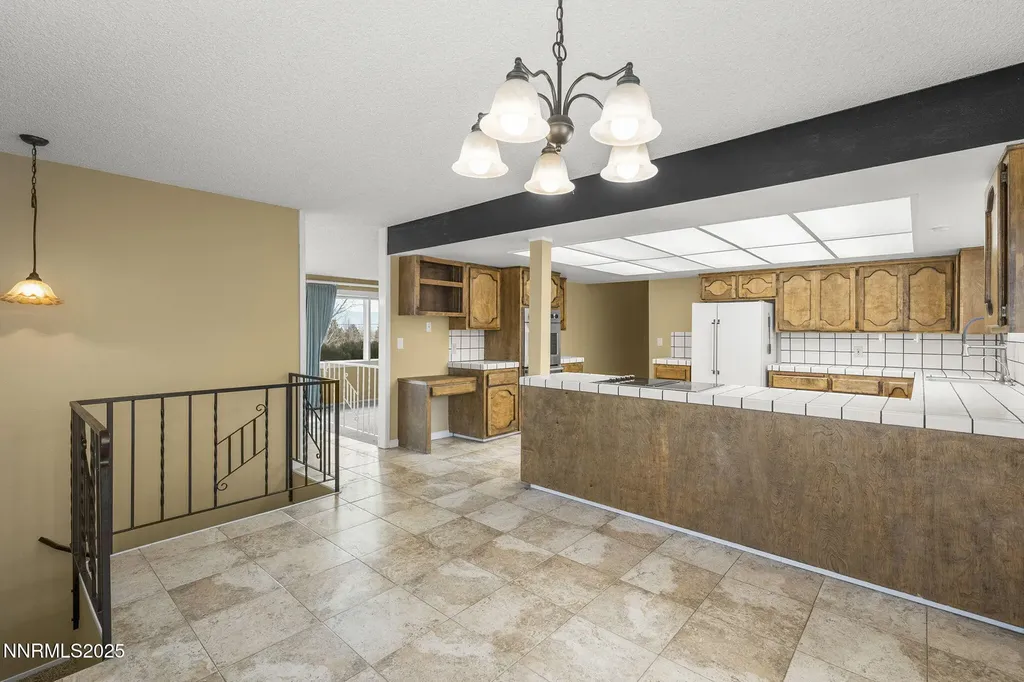 8355 Lakeside Reno NV 89511
