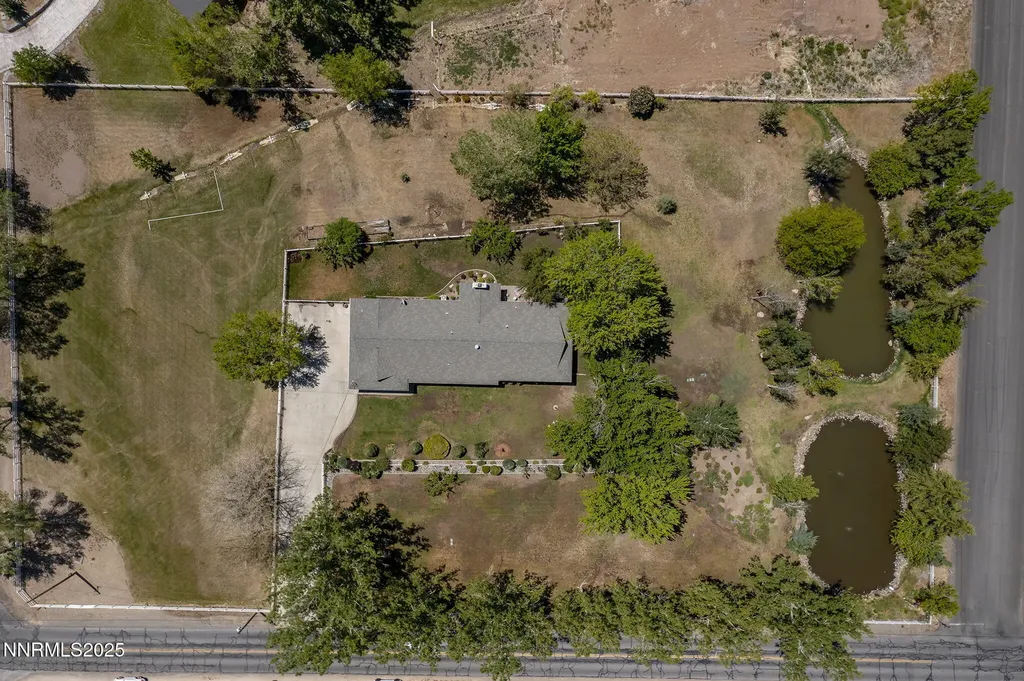 8355 Lakeside Reno NV 89511