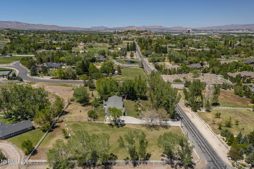8355 Lakeside Reno NV 89511
