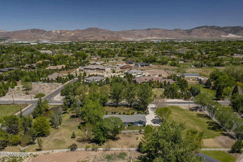 8355 Lakeside Reno NV 89511