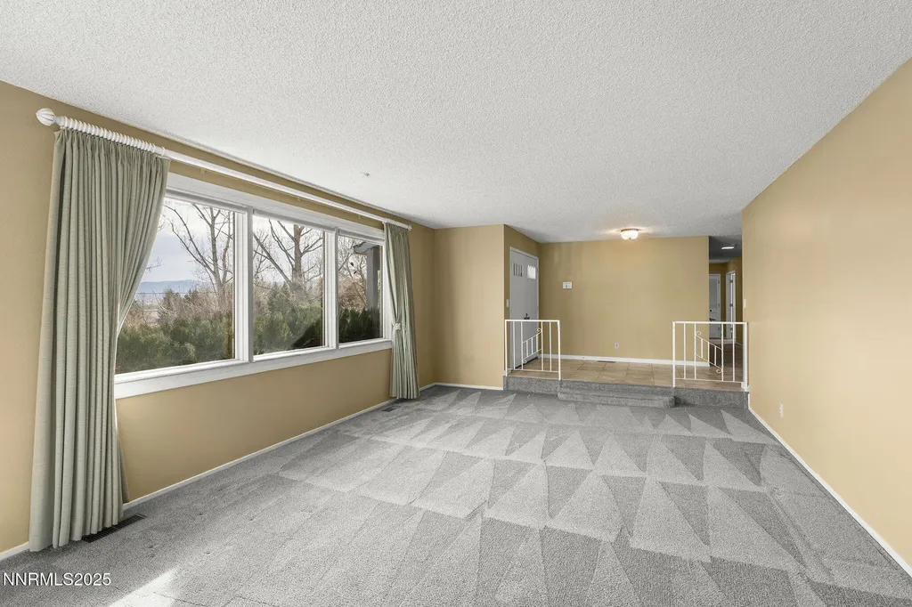 8355 Lakeside Reno NV 89511