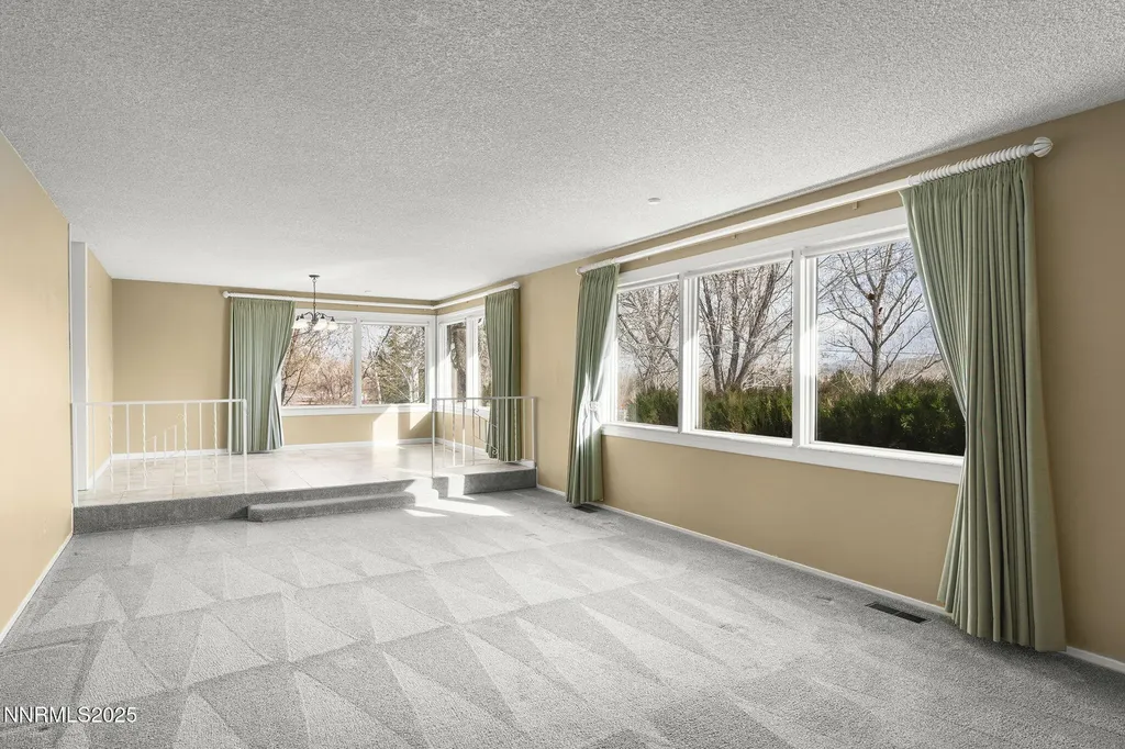 8355 Lakeside Reno NV 89511