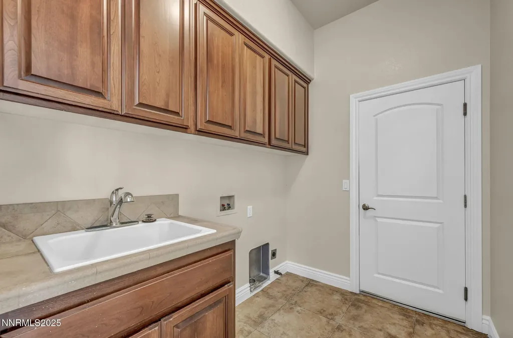 1313 Cedar Creek Gardnerville NV 89460