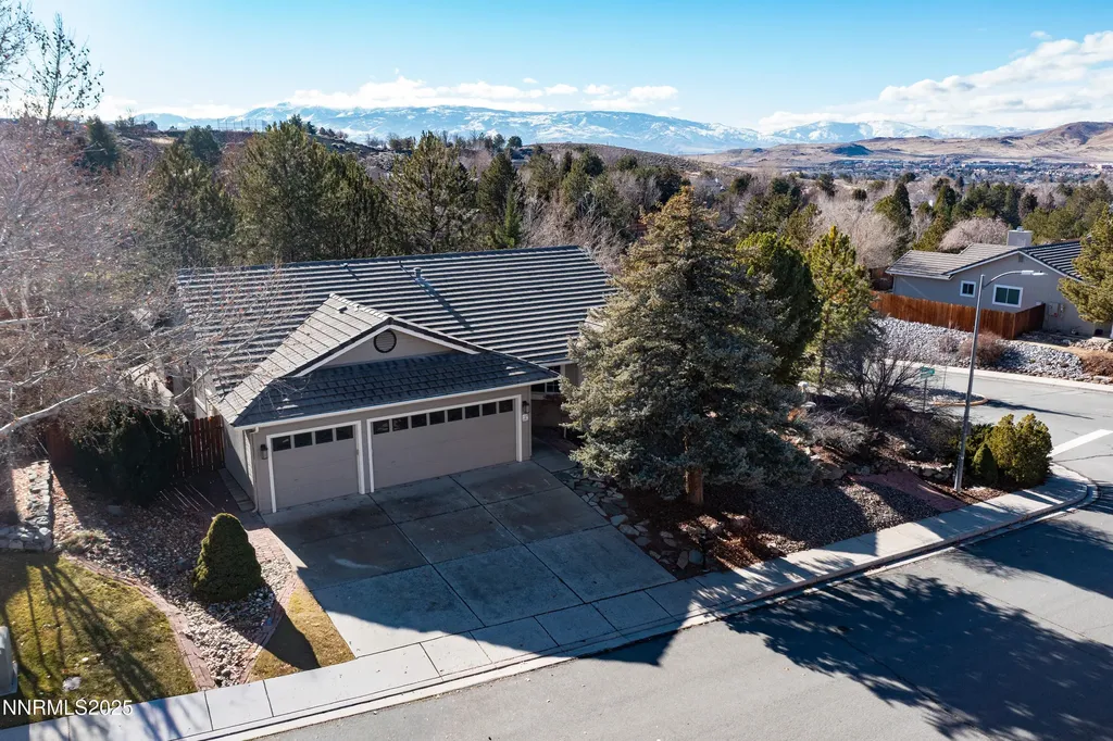 1901 Canyon Ridge Sparks NV 89436