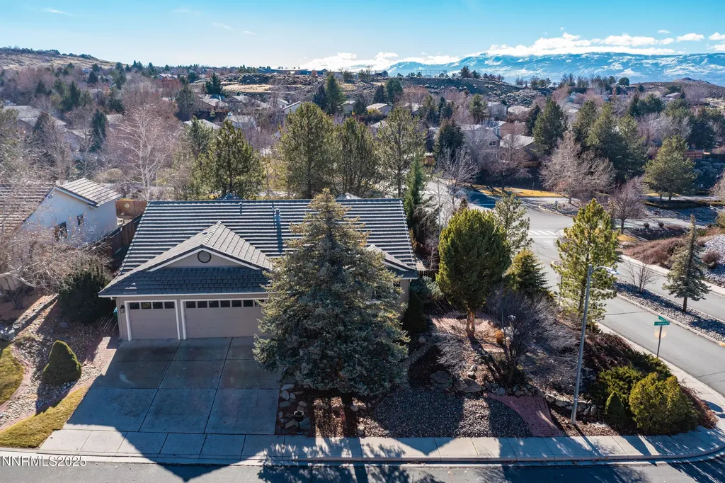 1901 Canyon Ridge Sparks NV 89436