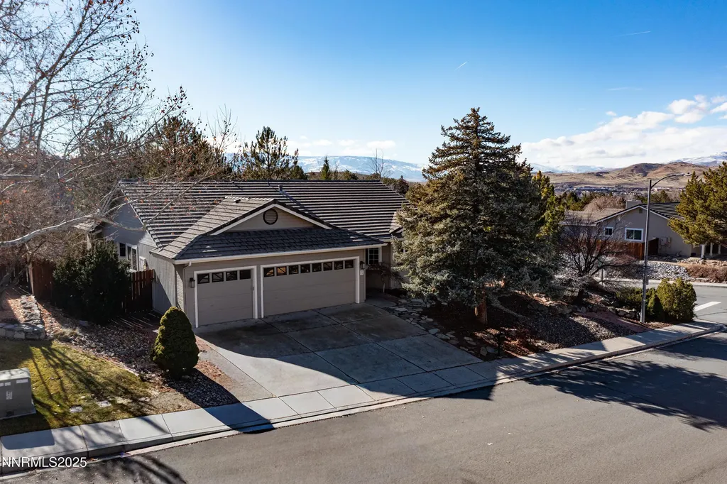 1901 Canyon Ridge Sparks NV 89436