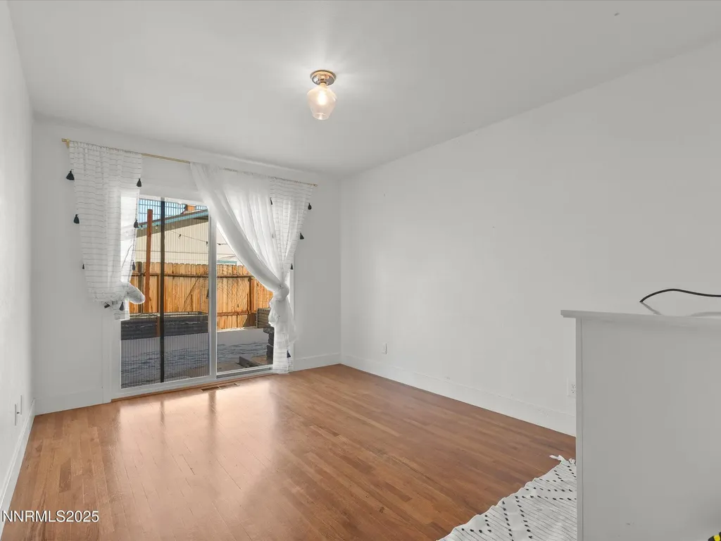 301 Hillcrest Reno NV 89509